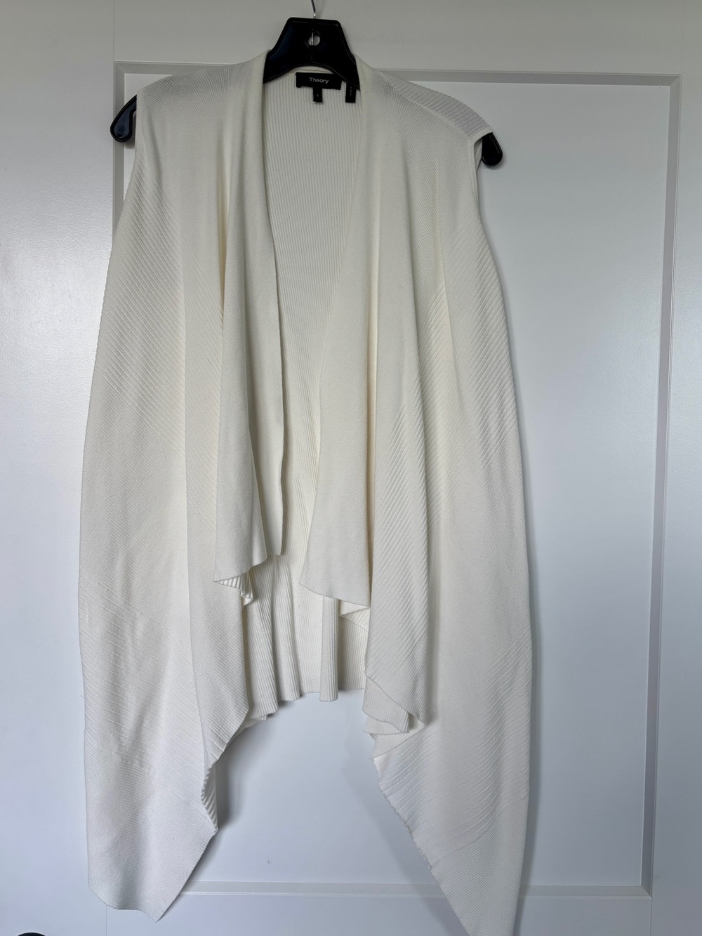 Theory white sleeveless waterfall cardigan size Small